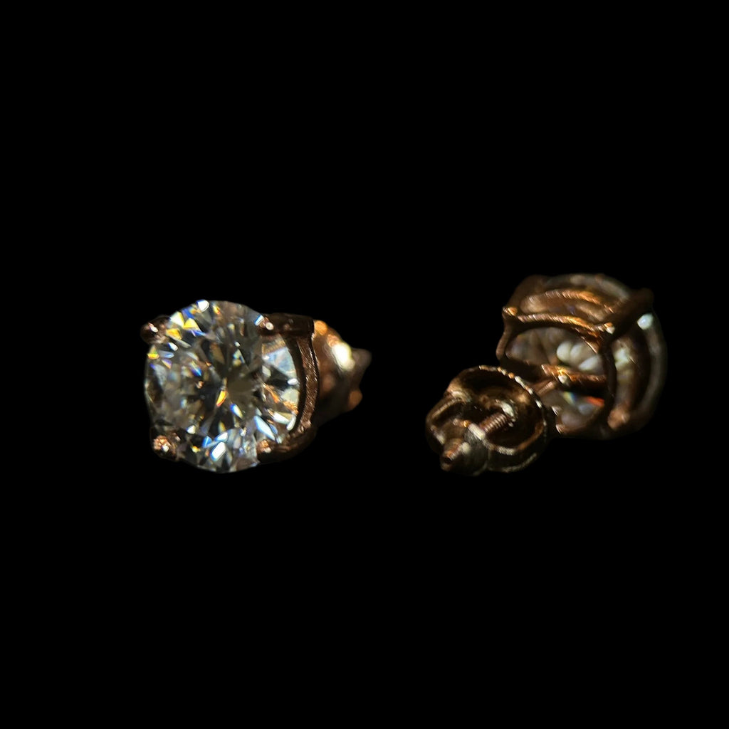 8MM VVS Stud Earrings