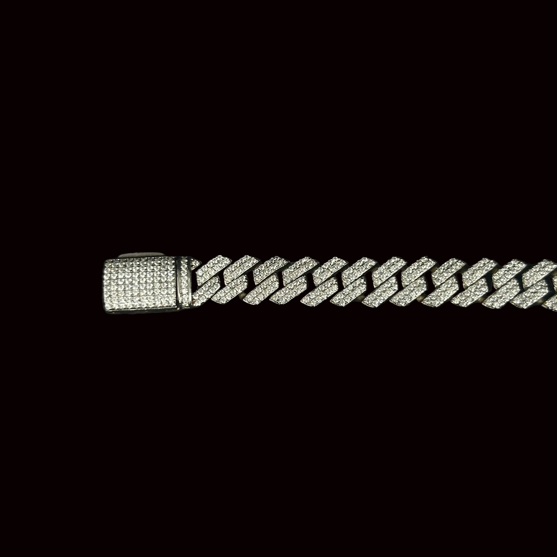 8MM VVS Cuban Link Bracelet