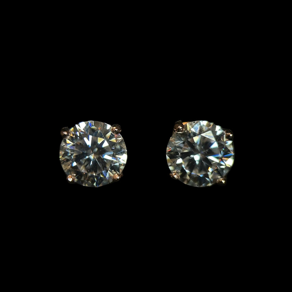 8MM VVS Stud Earrings