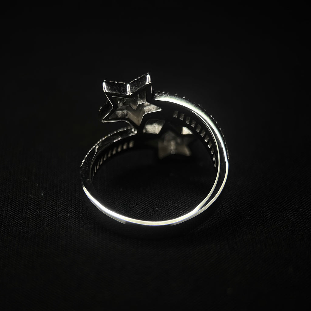 VVS Baguette Shooting Star Ring