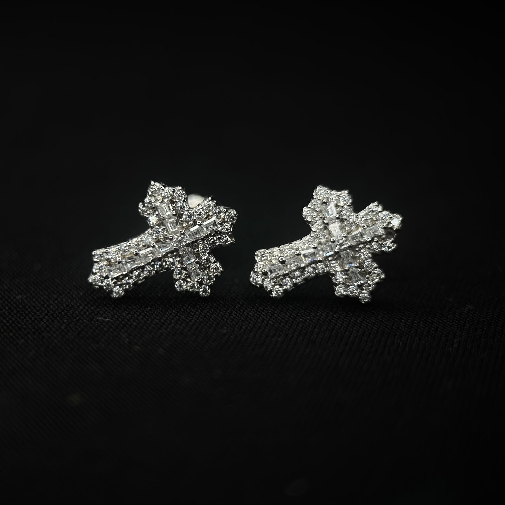 15.5MM VVS Baguette Cross Earrings