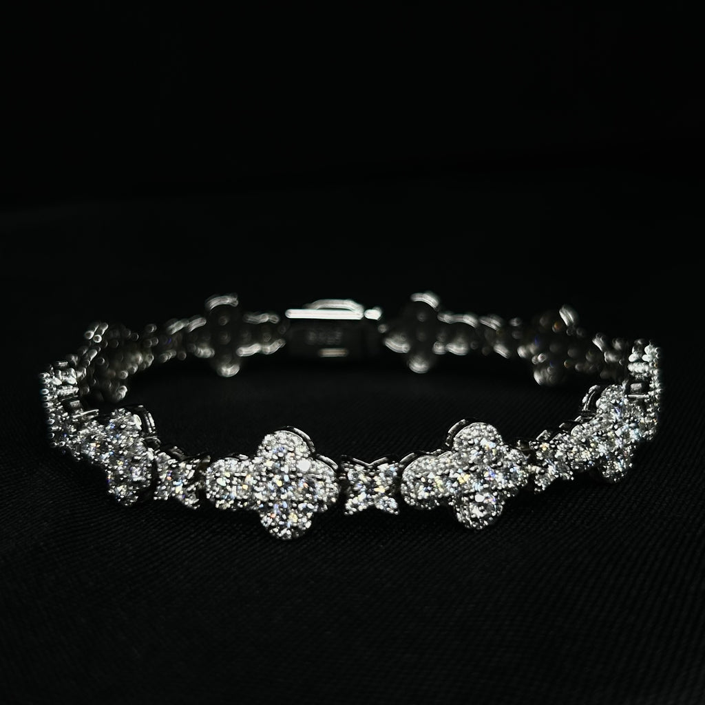 VVS Cross Link Bracelet