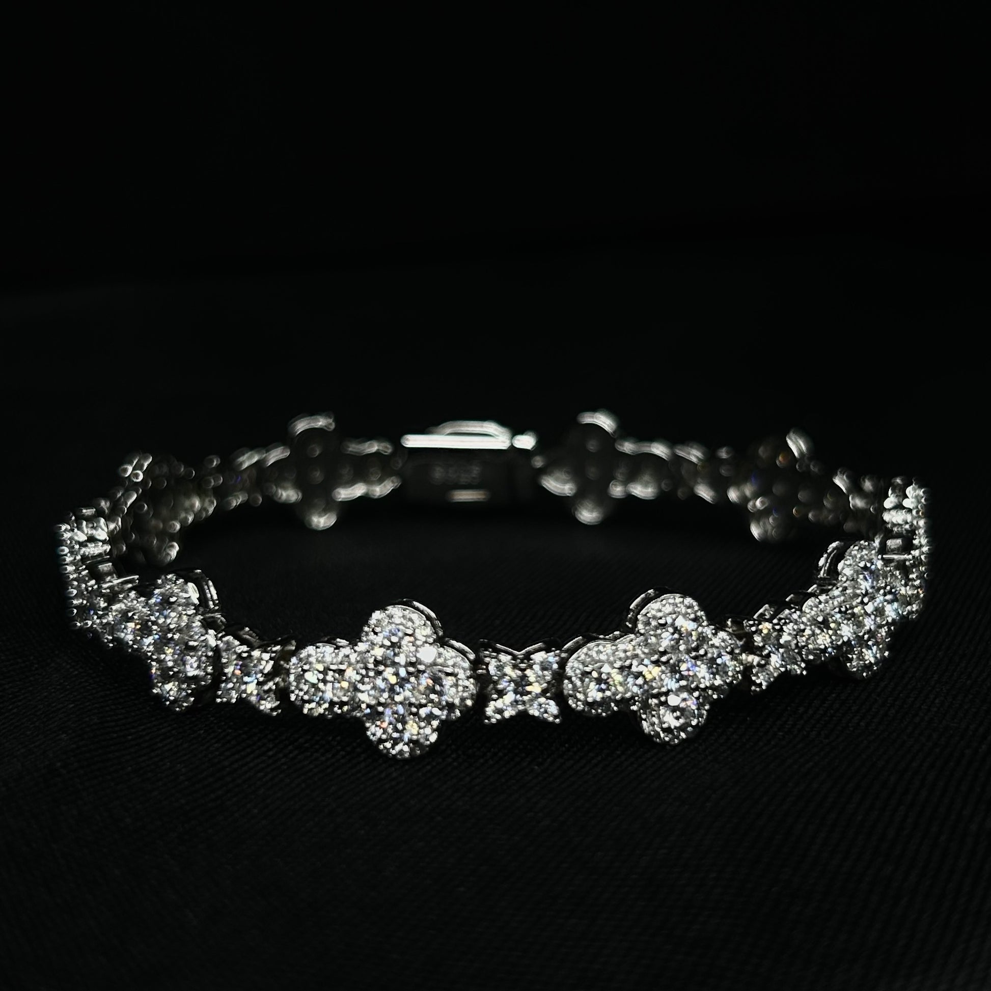 Cross Link Bracelet